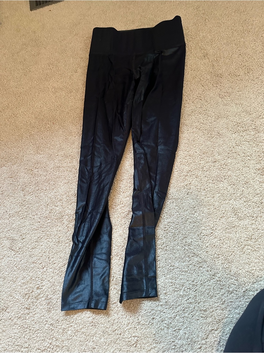 Carbon38 Takara Shine Black High-Waist Shiny Leggings Lightly Worn